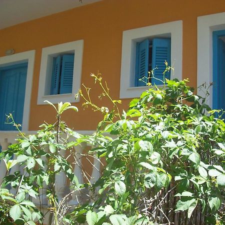 Villa Vania Gardenos Vitaládes Exterior foto