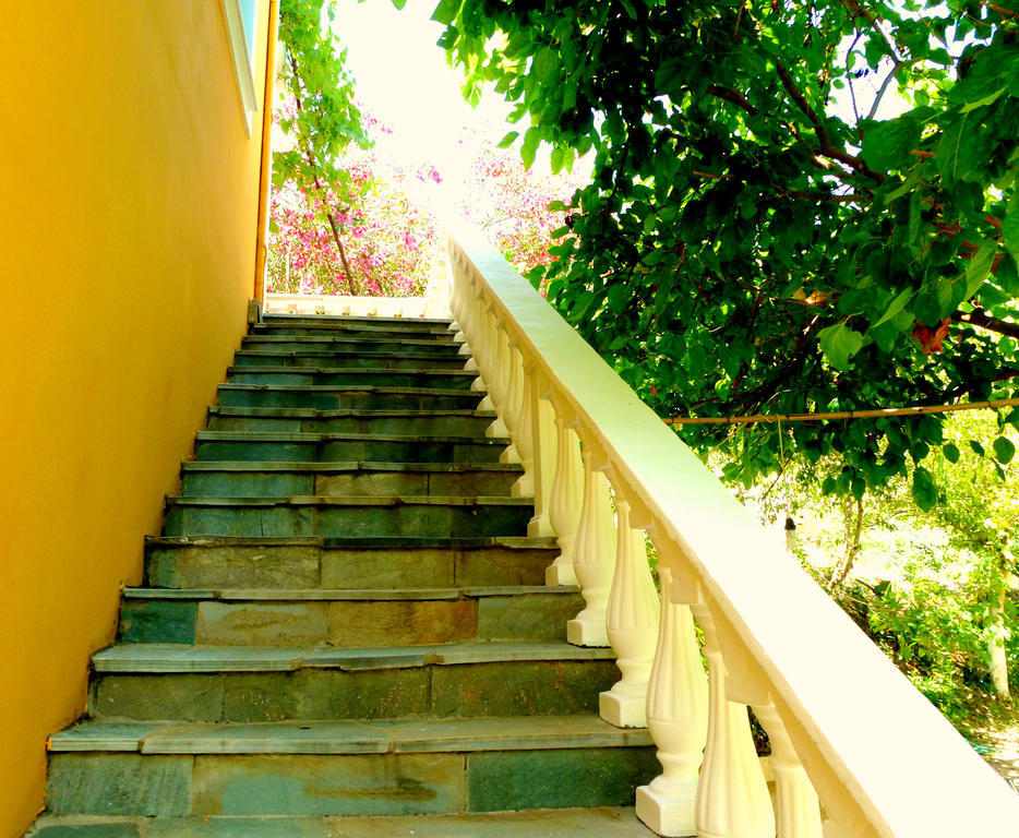 Villa Vania Gardenos Vitaládes Exterior foto